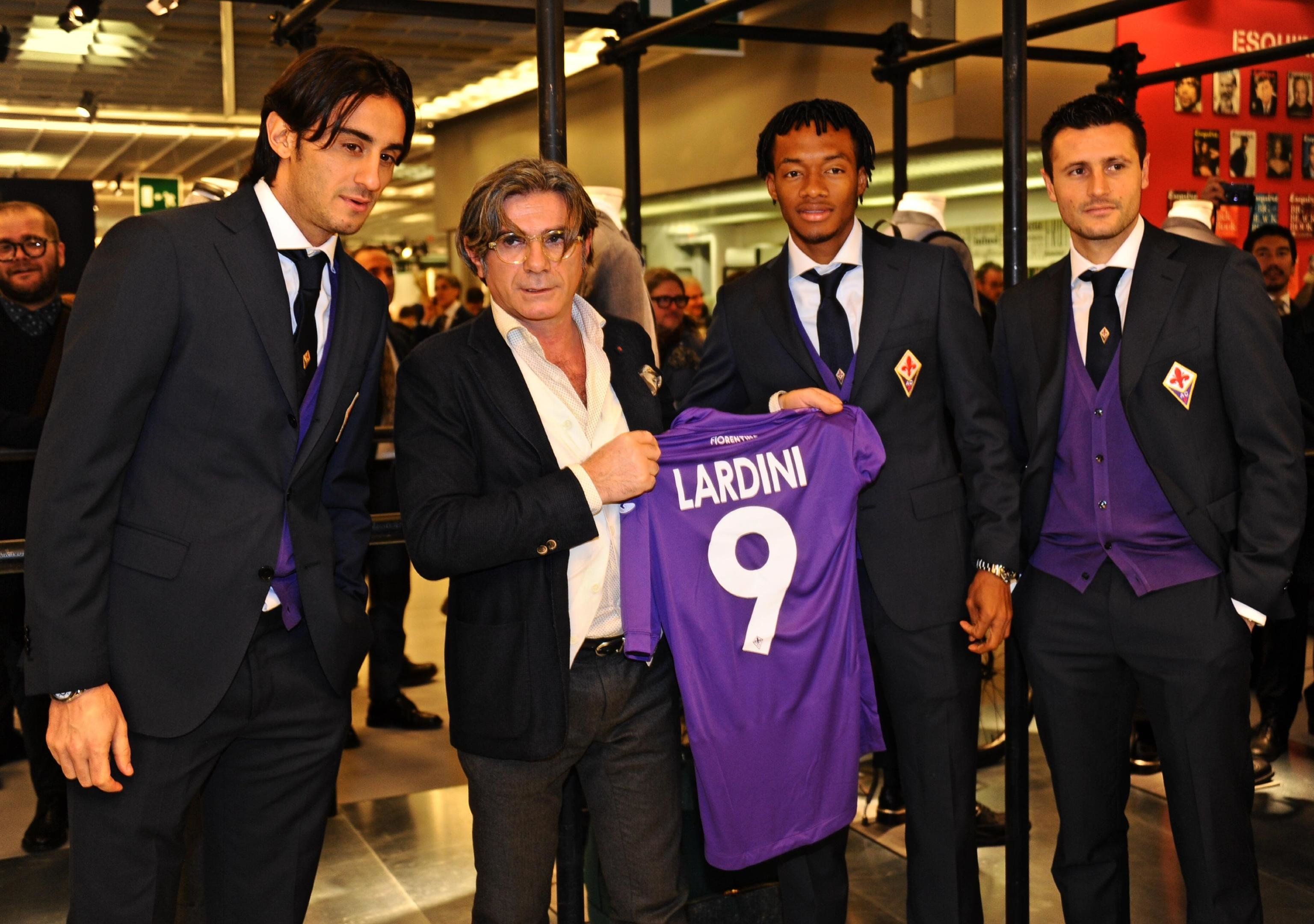 «Addio ai pantaloni stretti. Gli italiani non devono vestirsi come tedeschi»