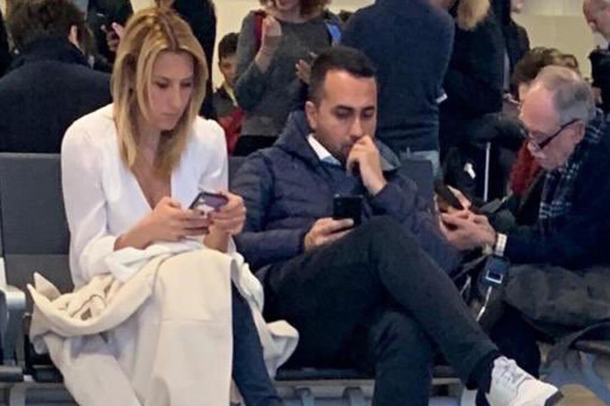 Si rischia la mezza guerra mondiale e il governo non sa cosa mettersi