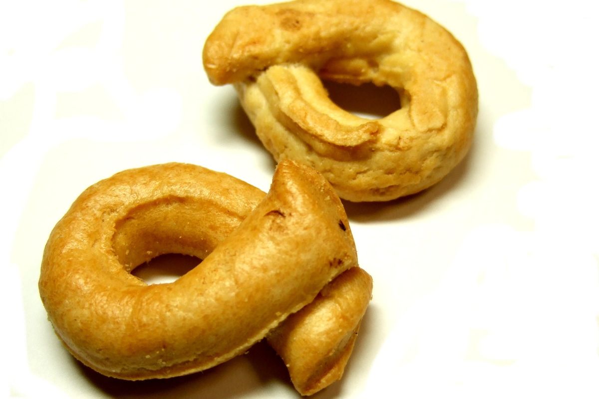 Recipe Hub: Some Pepper Biscuits For The Old Italian Person In Us All