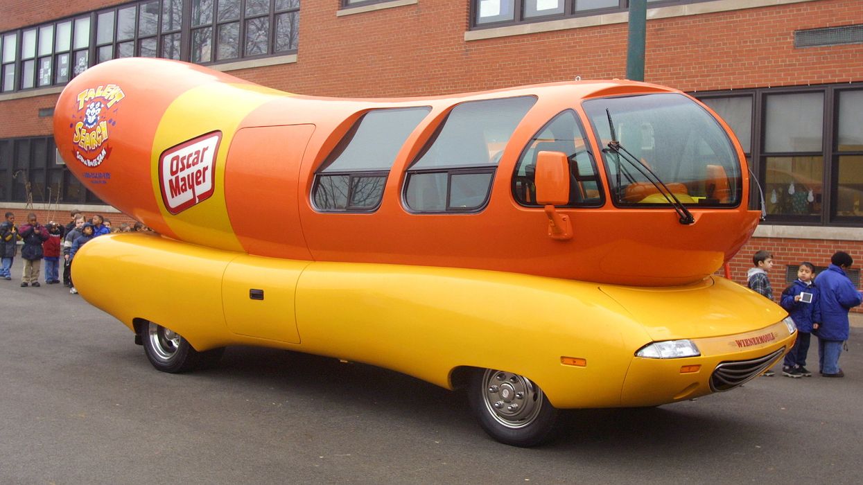 Oscar Mayer is looking for Wienermobile drivers so start working on your hot dog puns