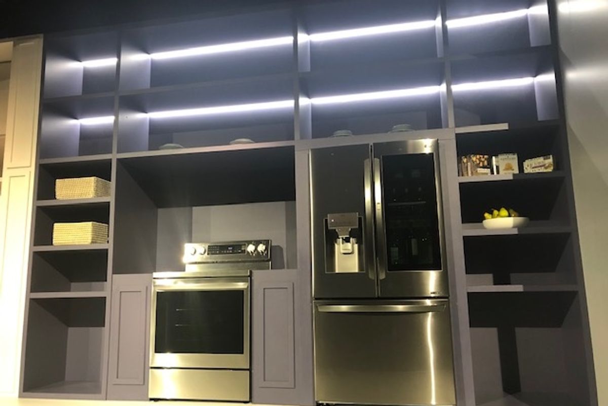 LG smart oven and refrigerator at CES 2020