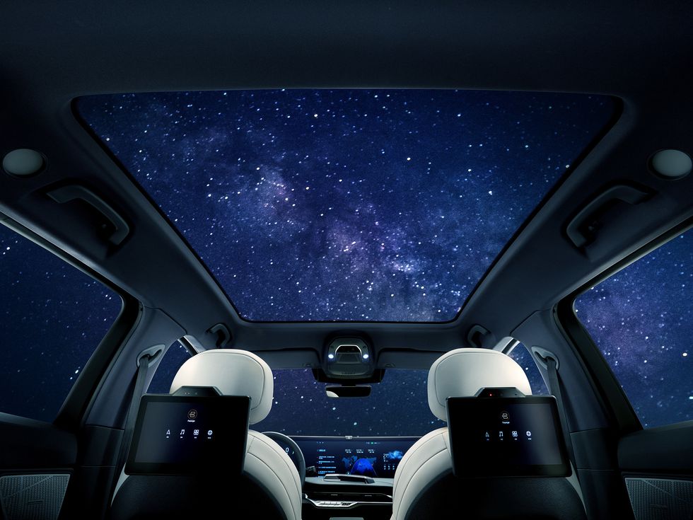 Byton M-Byte screen interior sunroof