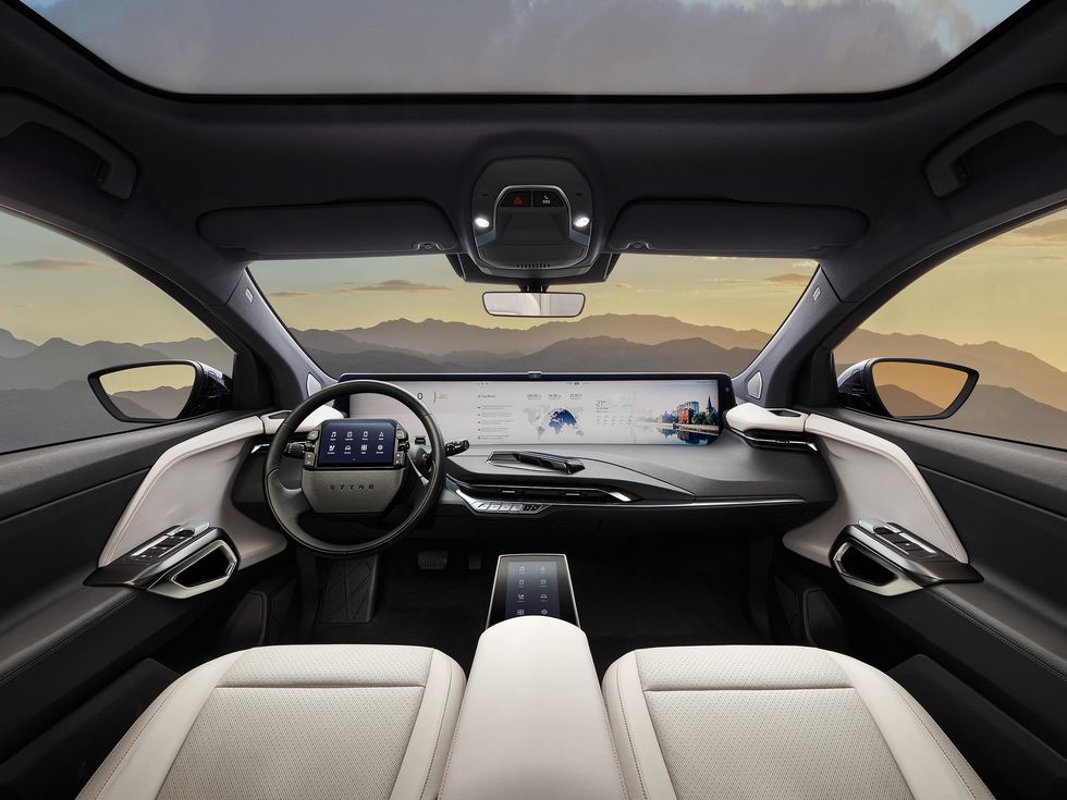 Byton interior M-Byte screen SUV