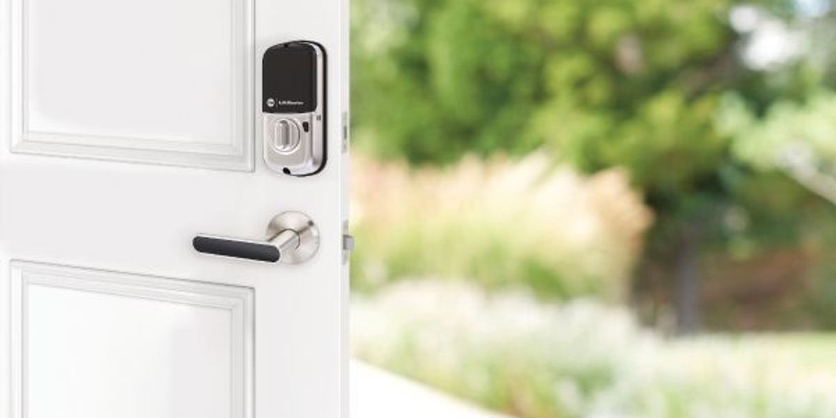 New Smart Locks From Yale And Liftmaster Widen Home Security Gearbrain - How Do You Unlock A Liftmaster Garage Door Opener Lock