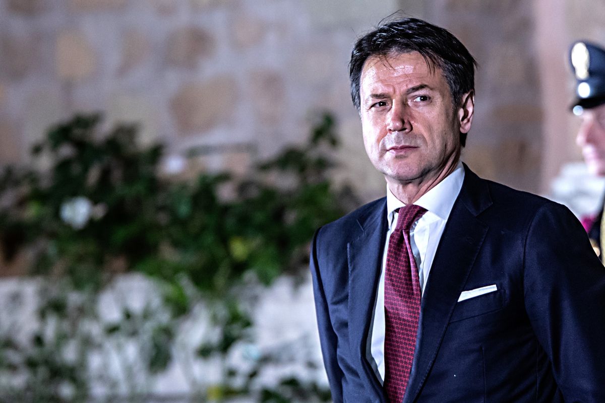 Finiscono qui i sogni da statista dell’avvocato del popolo