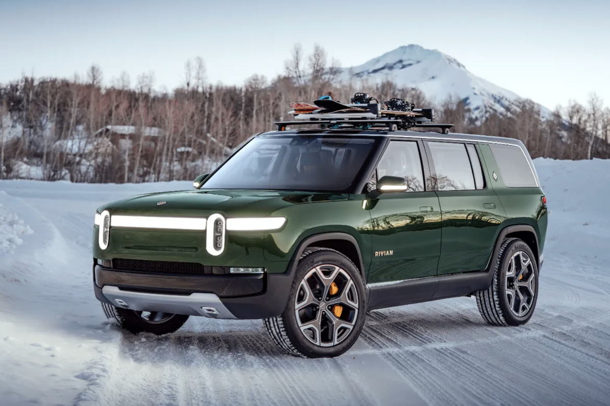 Rivian R1S