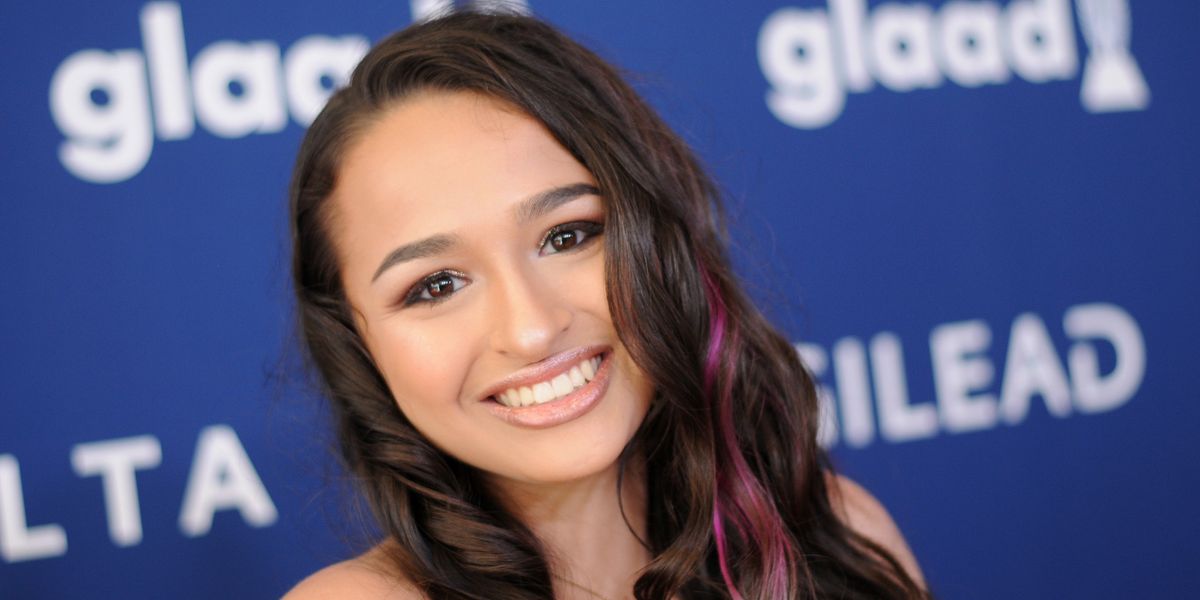 Jazz Jennings 'Proudly' Shows Off Her Surgery Scars