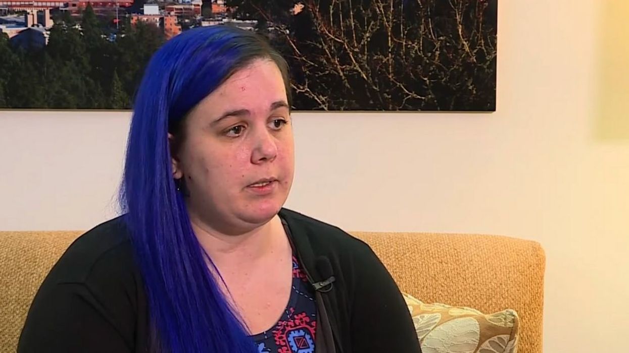 U.S. Bank Employee Fired After Giving Struggling Customer $20 Out Of Her Own Pocket On Christmas Eve