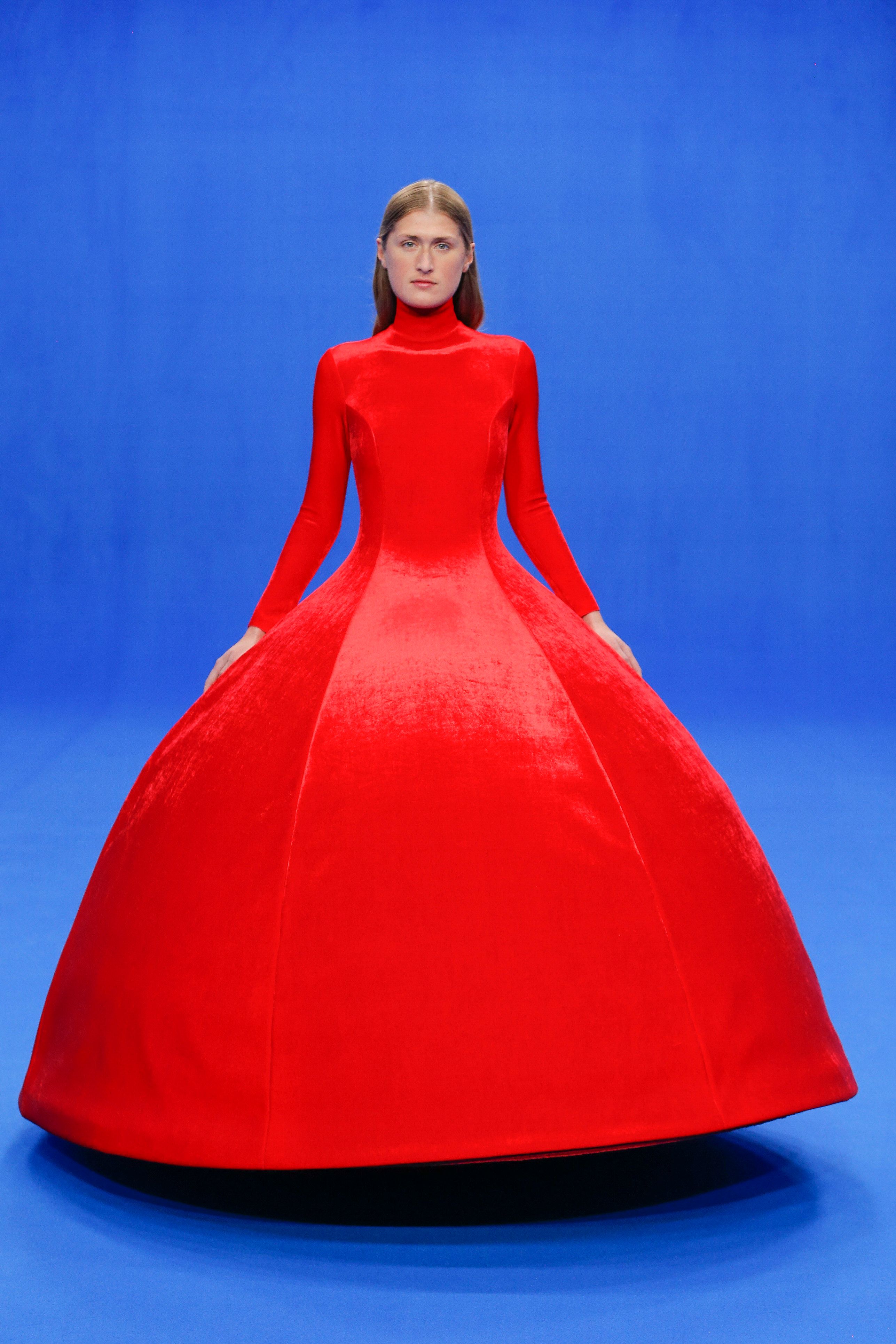 balenciaga haute couture meaning