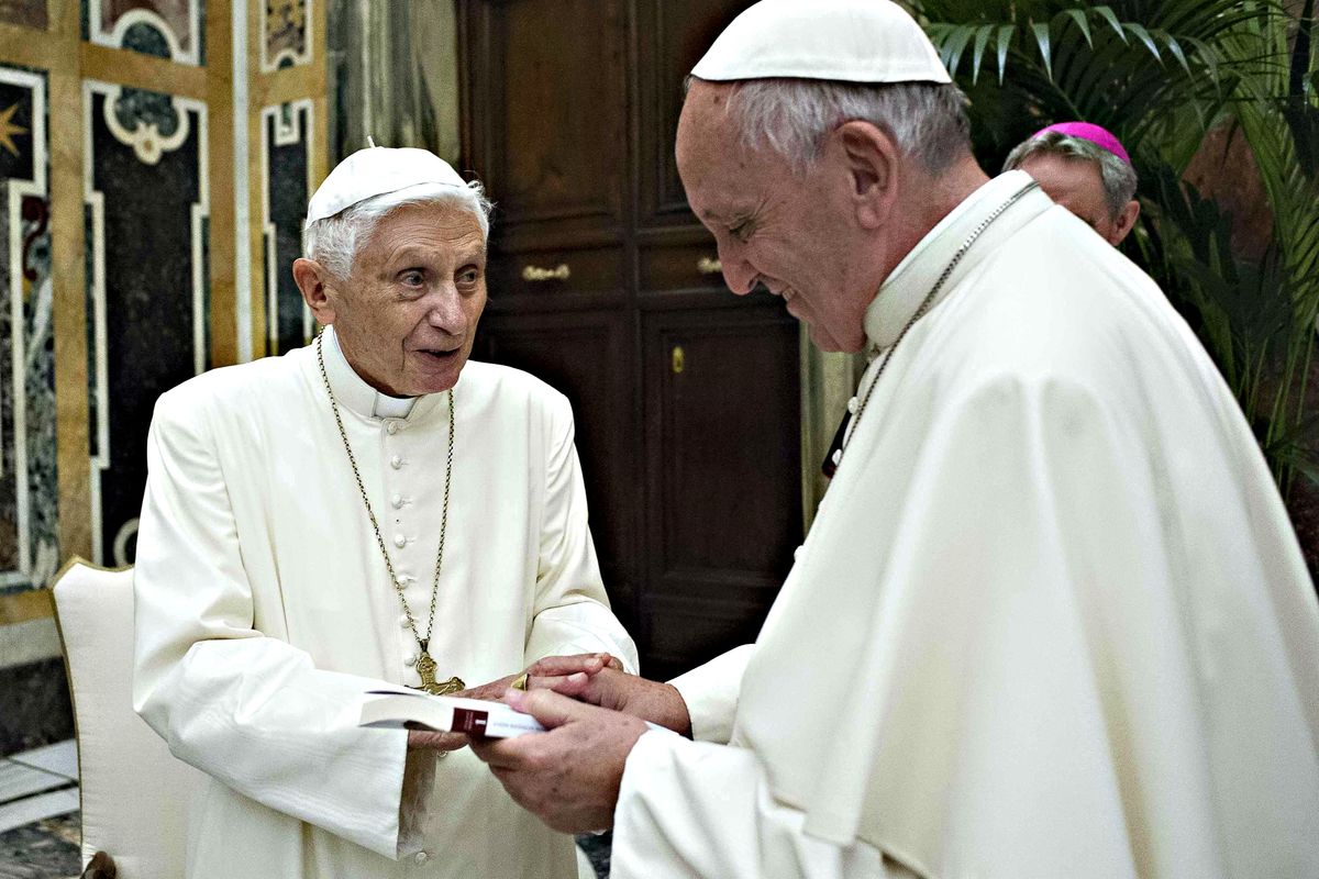 Cantagalli chiude il caso Sarah. «Testi condivisi con Ratzinger»