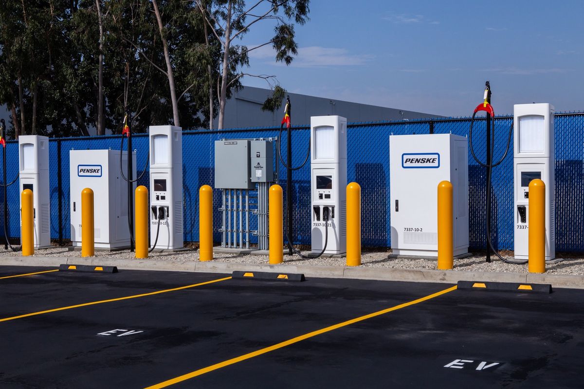 penske charging station