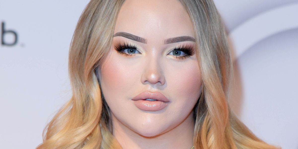 NikkieTutorials Comes Out as Trans