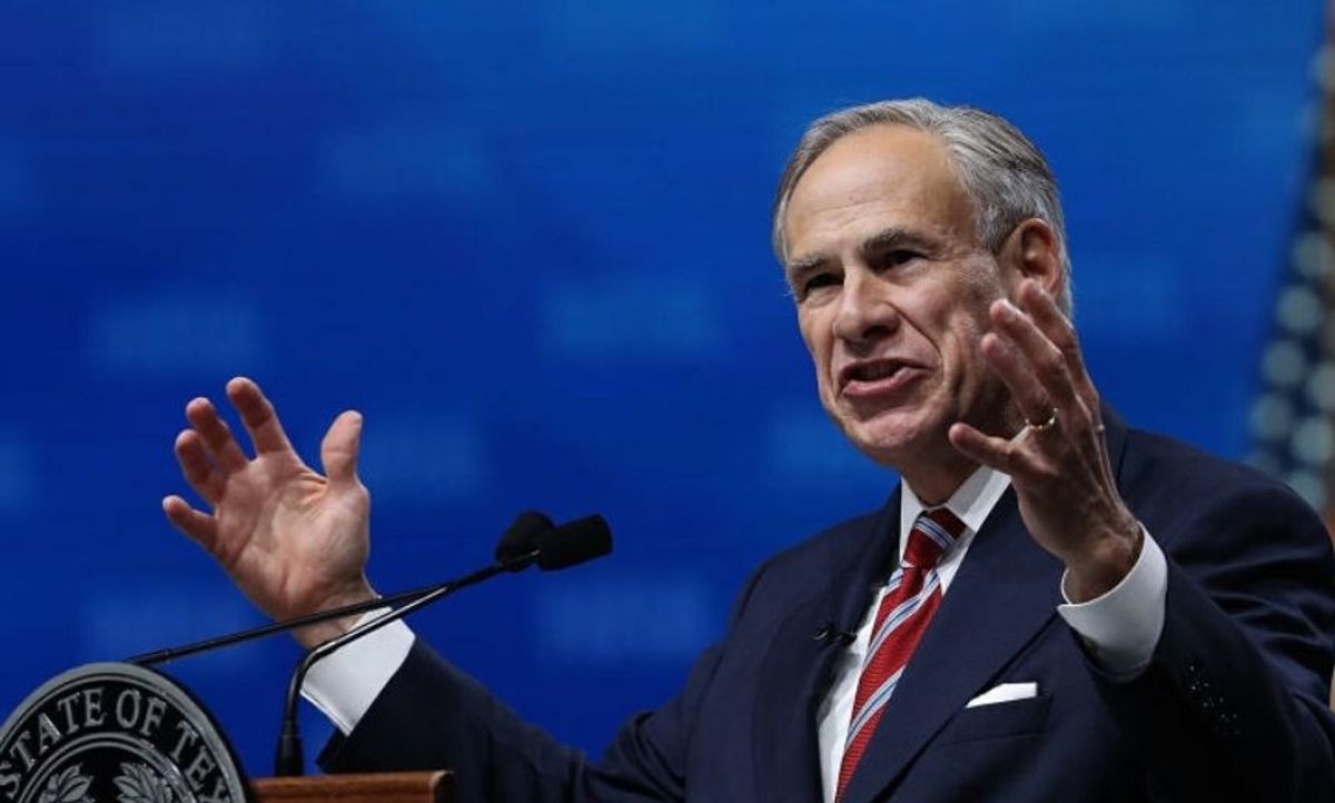 Every One of Texas' Catholic Bishops Shamed GOP Governor for Plan to Block Refugees From Entering Texas