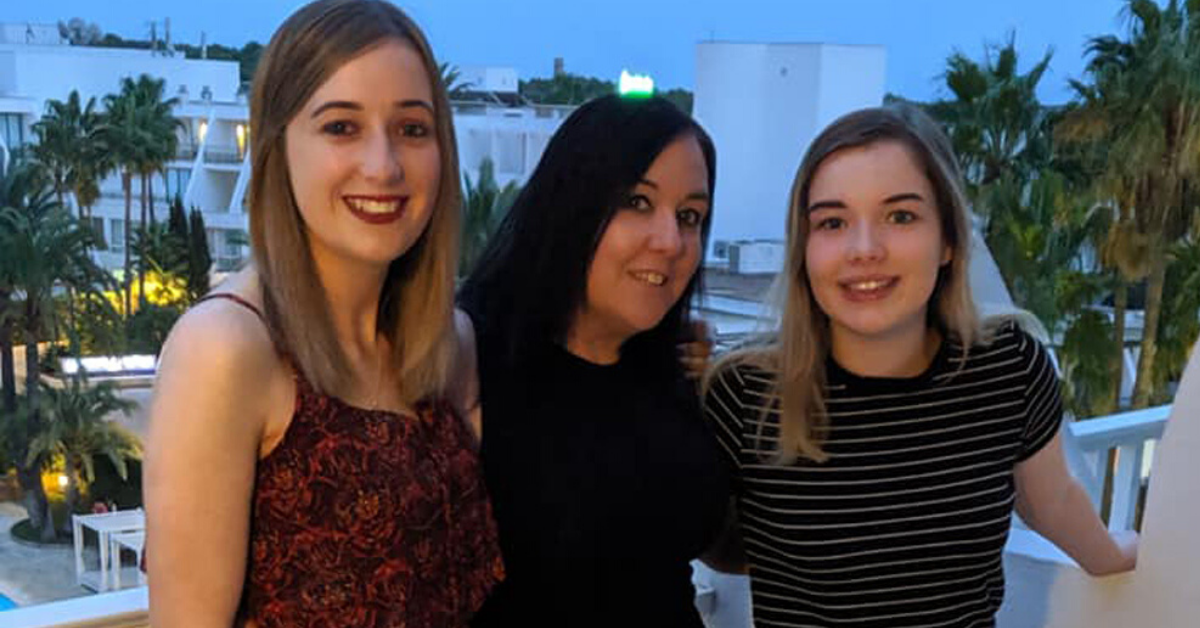 Mom Devastated After Both Her Daughters Battle Severe Anorexia That Left Them 'Weeks Away From Death' Just 4 Years Apart