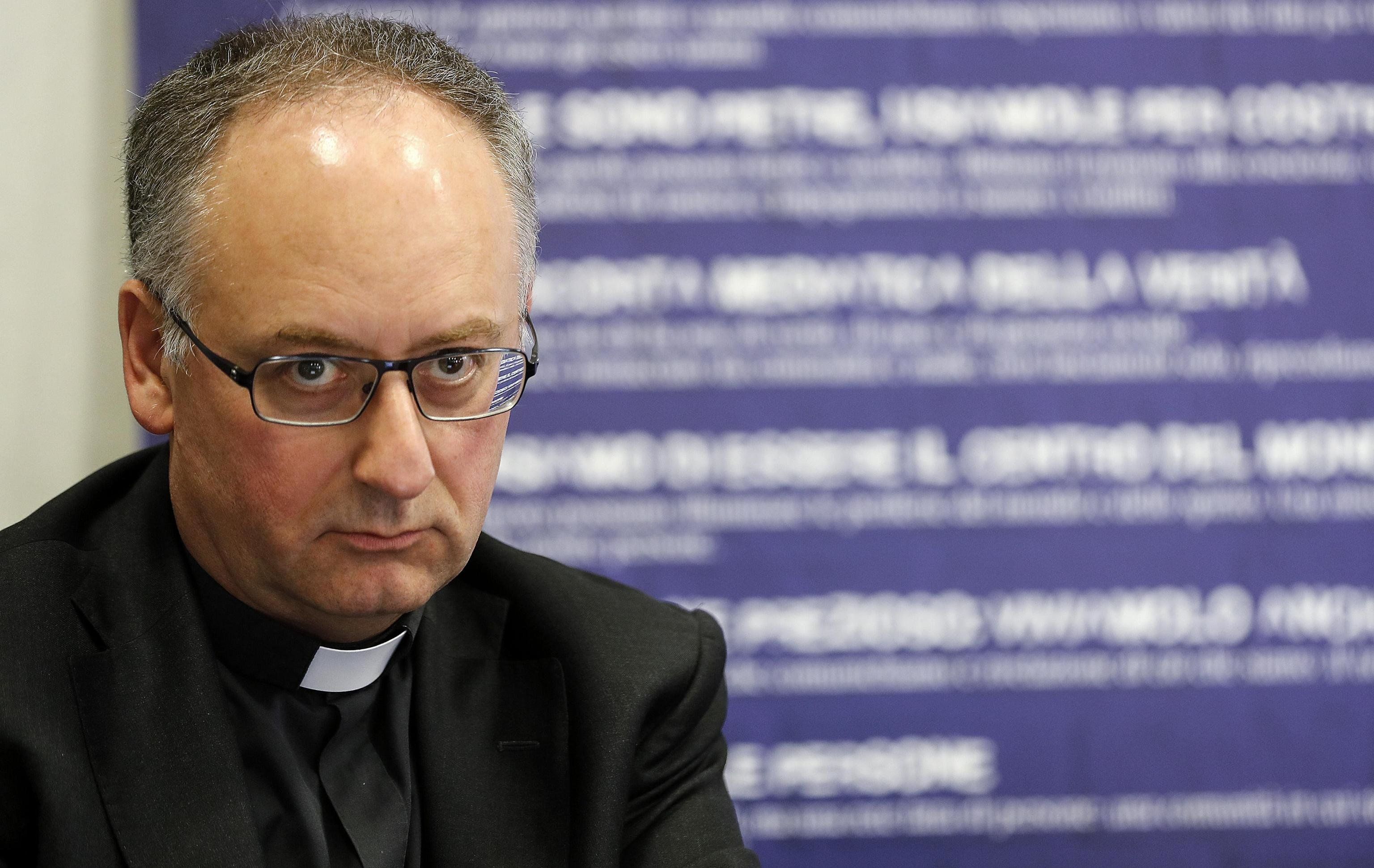 «La Civiltà Cattolica» invecchia male. Dopo 170 anni rinnega la sua missione