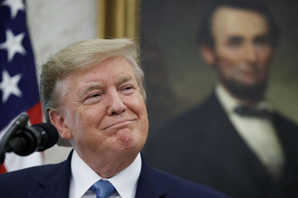 A qualcuno il virus ha risolto i guai