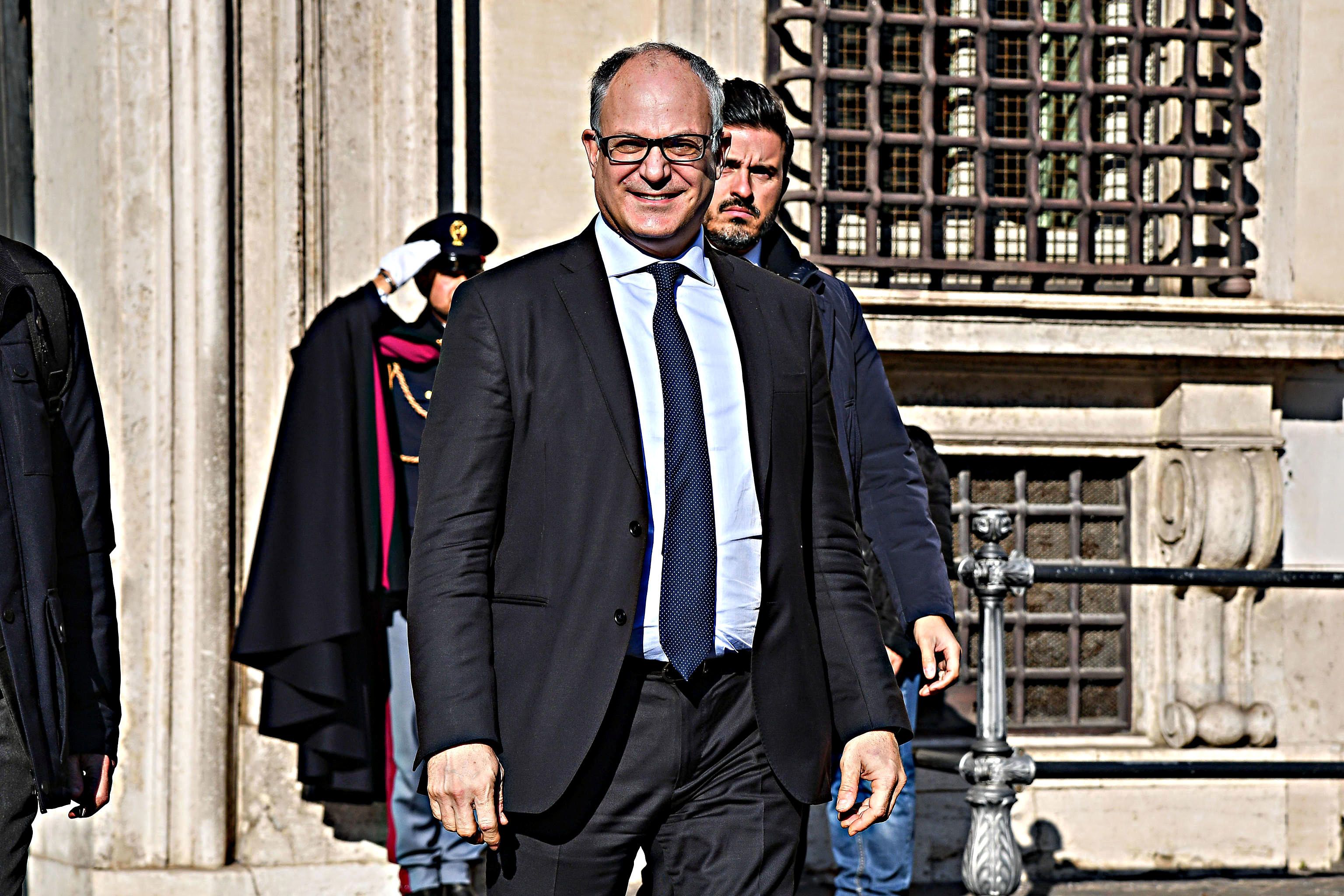 La bastonata fiscale sulle partite Iva è un rebus di date e spacca i giallorossi