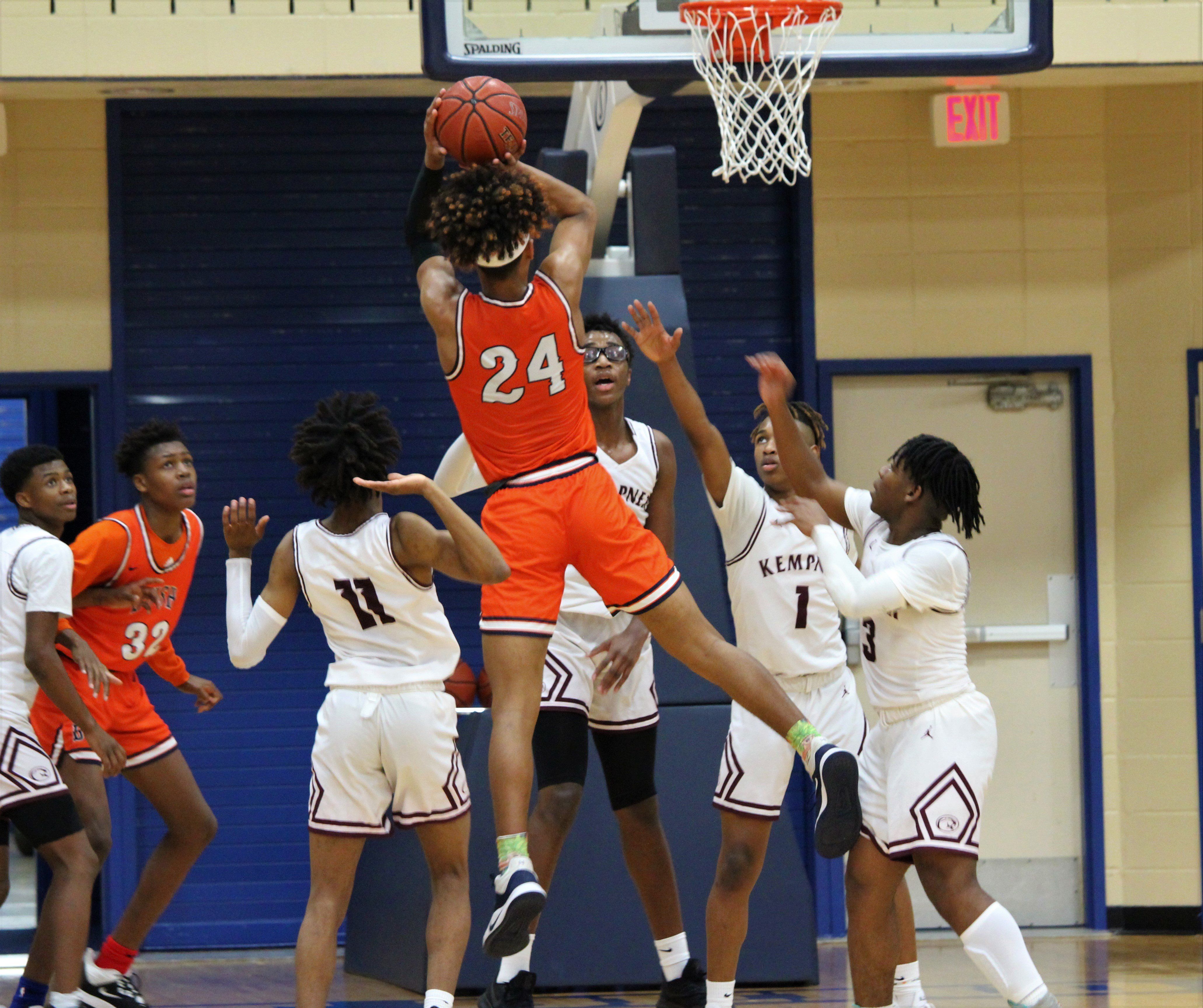 VYPE U Behind the Lens: Broncos Remain 2nd In District After Win Against Kempner