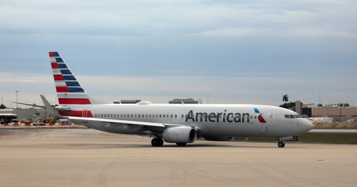 Michigan Orthodox Jewish Couple Sues American Airlines After They Were Kicked Off Flight For Their 'Body Odor'