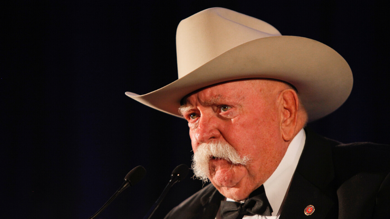 85-Year-Old Actor Wilford Brimley Became An Unlikely Viral Star After People Realized He Looks Like The Kansas City Chiefs' Head Coach