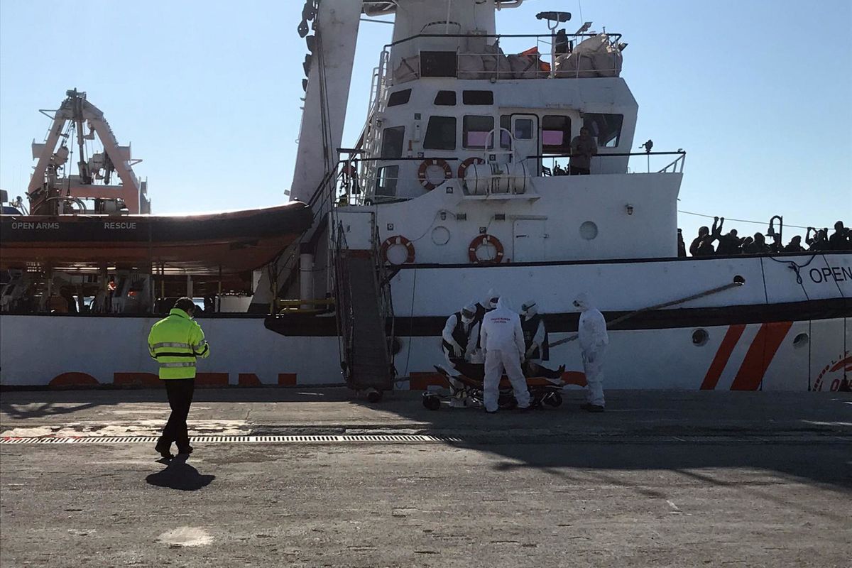 Il teorema sulla Open arms: «Decideva tutto Salvini. Conte a favore dello sbarco»