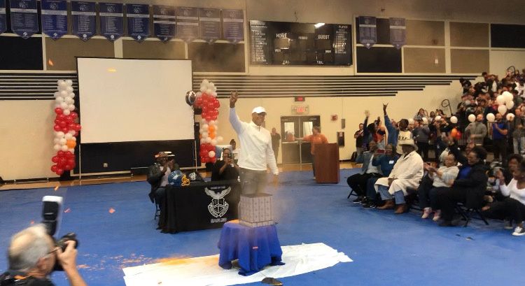 Watch: UT Coaching Change Influences Cedar Creek 5-Star's Decision to Sign With Horns