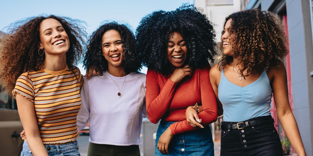 True Friendships Are About More Than Sunday Brunches & Photo Ops