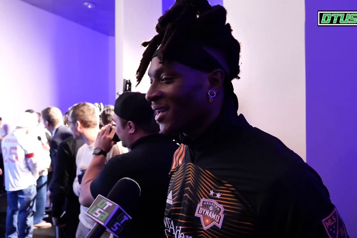 DeAndre Hopkins talks soccer, unveils new Houston Dynamo jersey in NYC event