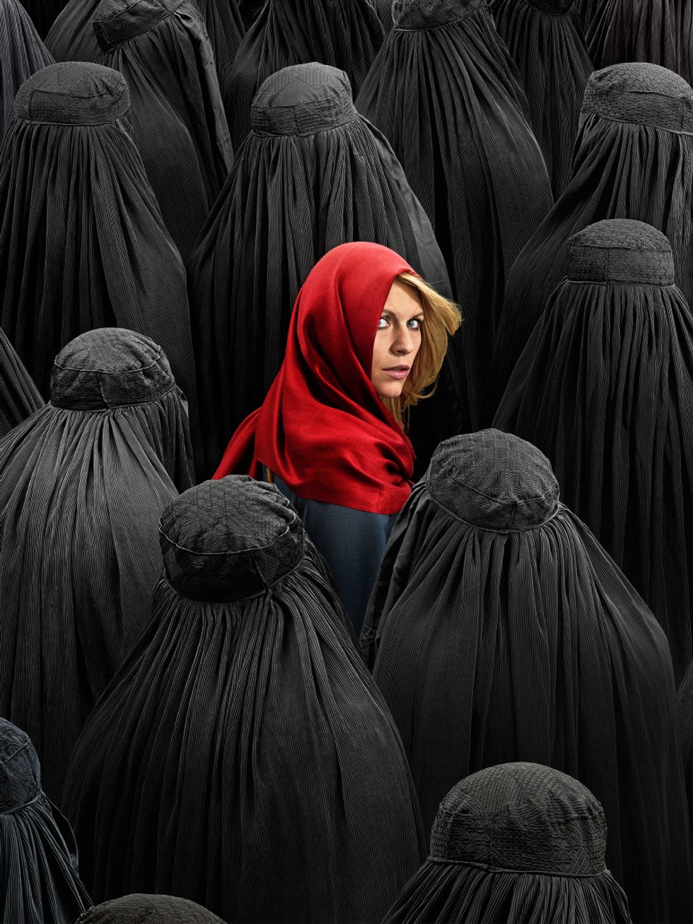 Claire Danes in a sea of Muslim women in portrait for Homeland.