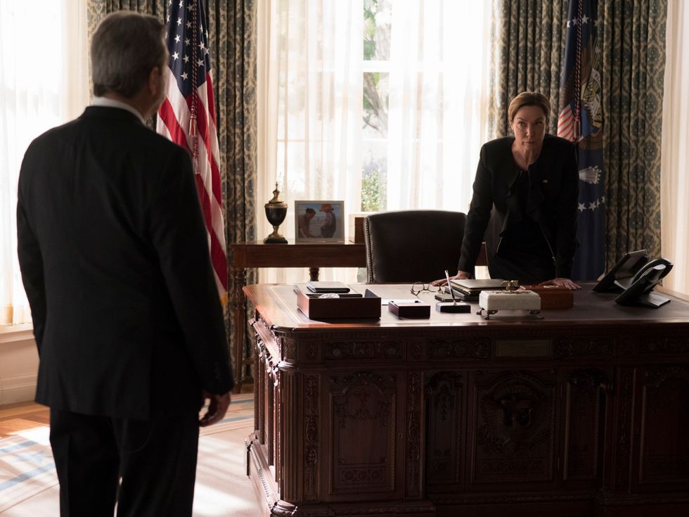 Elizabeth Marvel and Beau Bridges in the oval office on the set of Homeland.