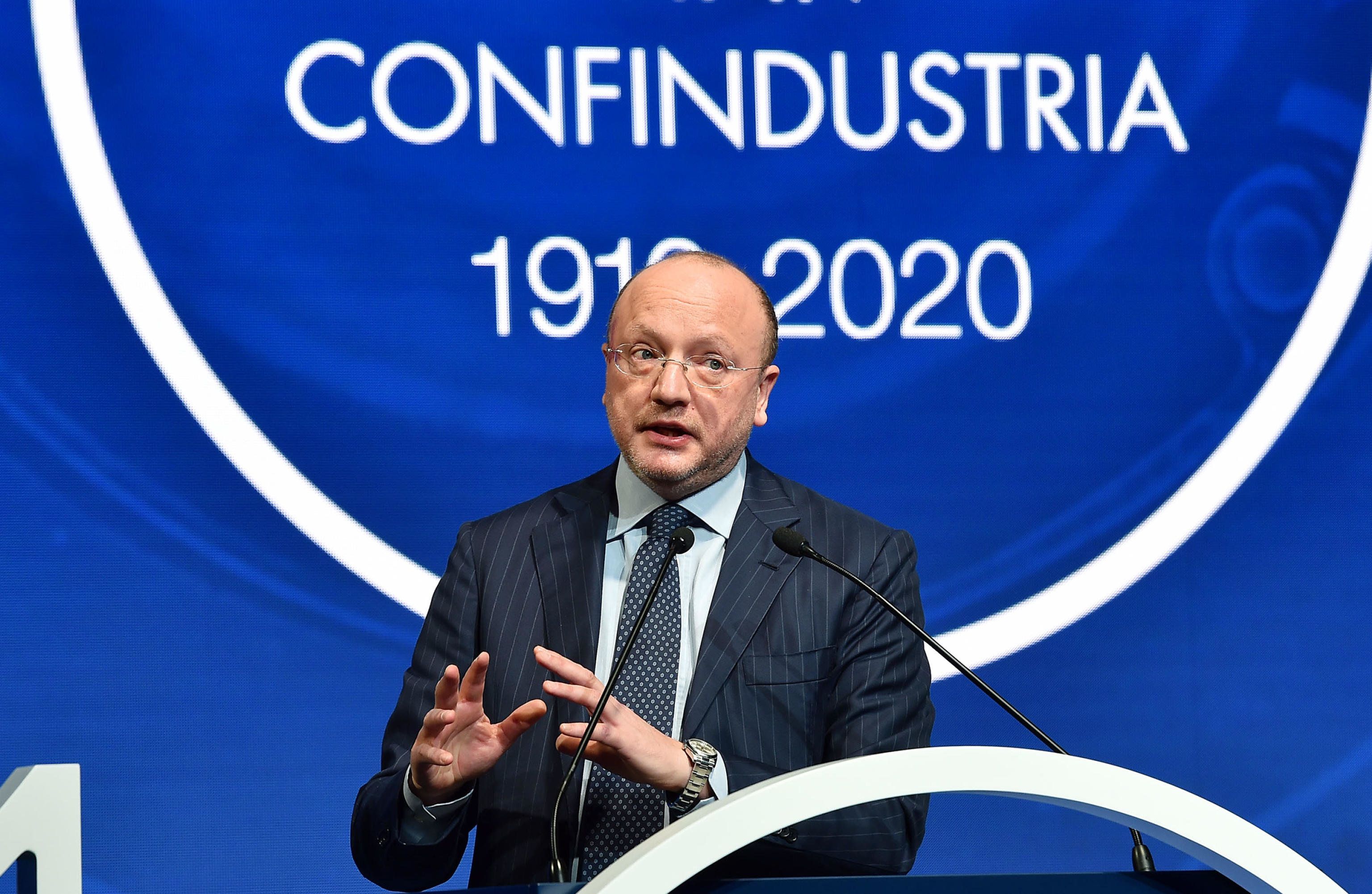 Big di Confindustria in tribunale. Ma ancora brigano per le nomine