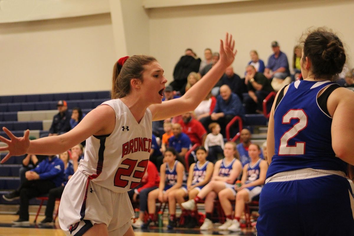 VYPE U Behind The Lens: BACS celebrates senior night win