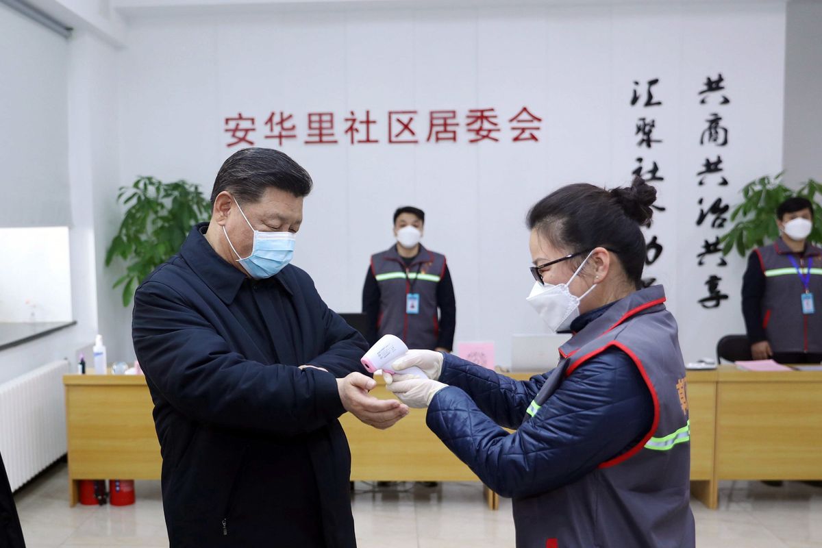 La Cina può prenderci in giro, tanto il governo le fa l’inchino