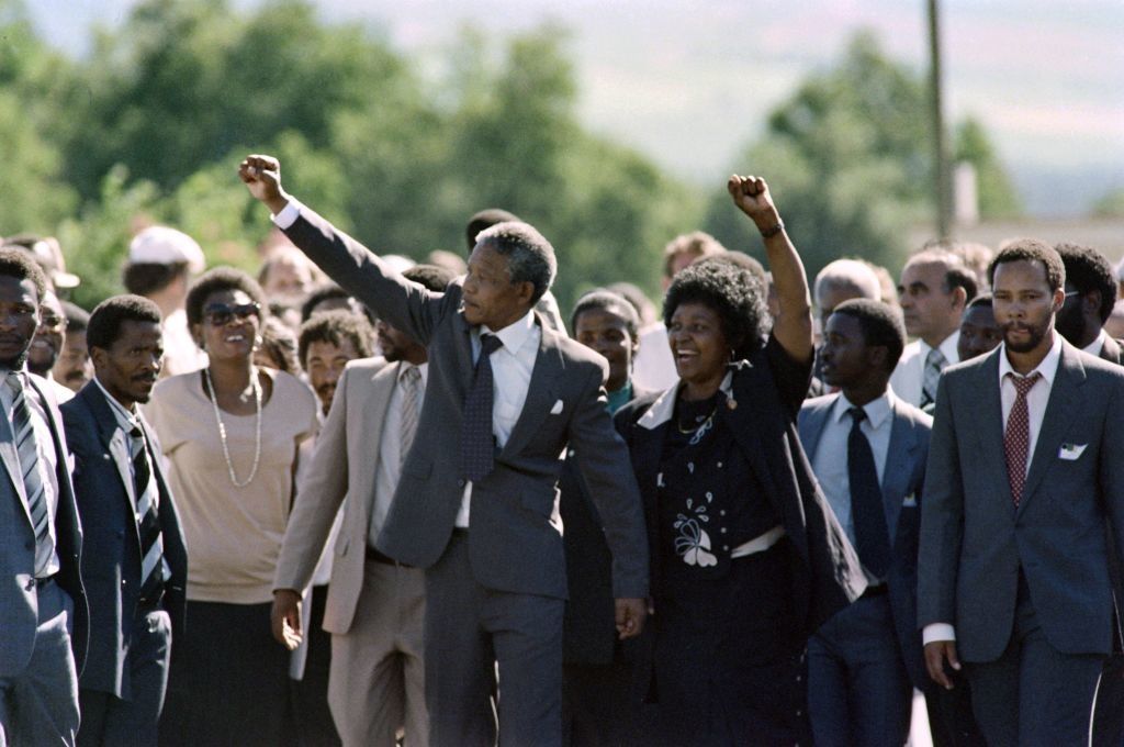 South Africans Remember Nelson Mandela's Historic Release From Prison ...