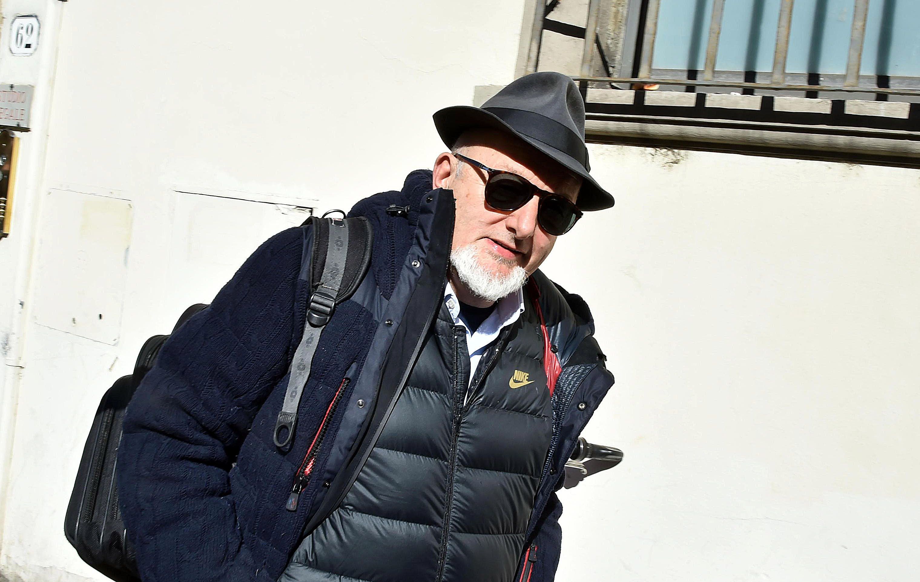 Gli scoop della «Verità» spingono babbo Renzi in tribunale per Consip