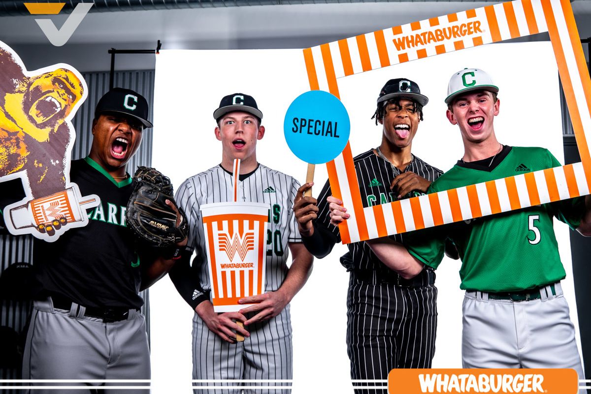 #WHATASNAP: DFW's Top Softball & Baseball Talent on Display at VYPE Media Day Presented By Whataburger