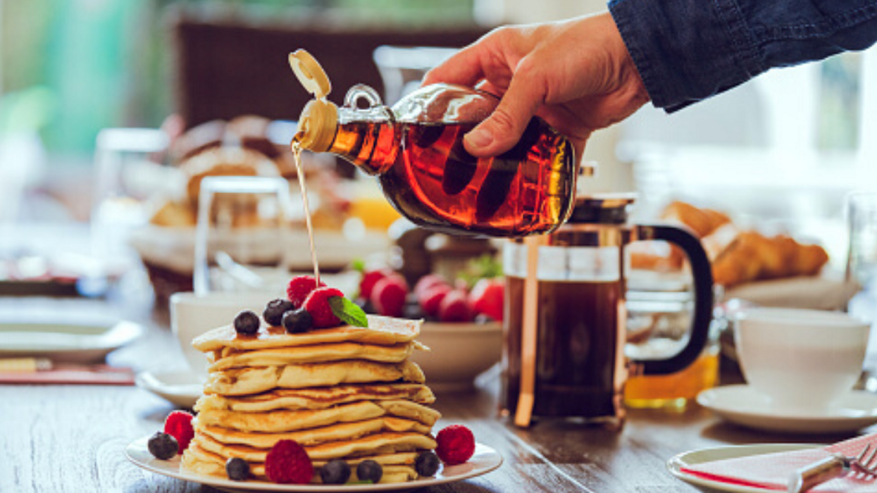 Recovering Alcoholic's Wife Throws Out His Expensive Bottle Of Maple Syrup, And The Internet Is Understandably Divided