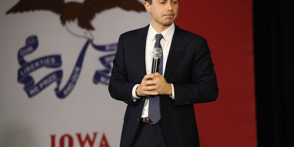 Pete Buttigieg has awkward Jeb Bush-style 'please clap' moment during Iowa appearance