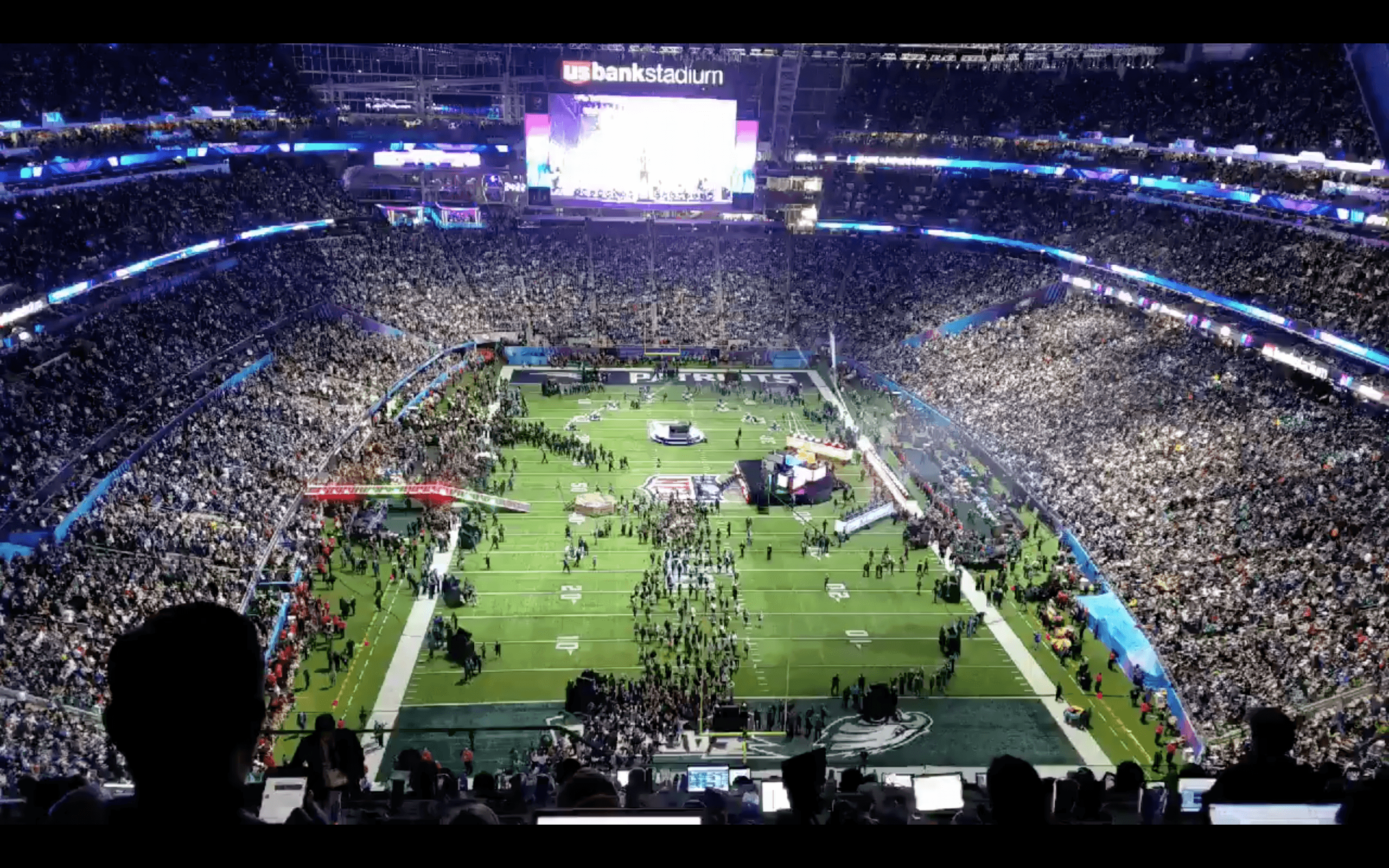 A teen is petitioning to get the Super Bowl moved to Saturday, and he kind of has a point