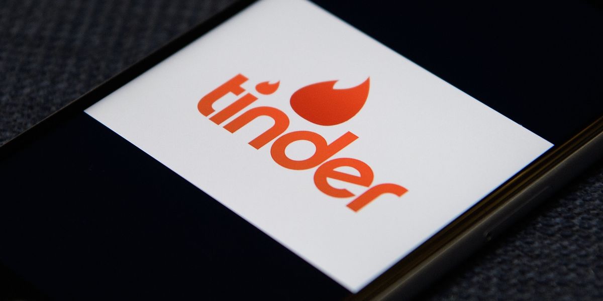 Tinder Launches Panic Button For Dates