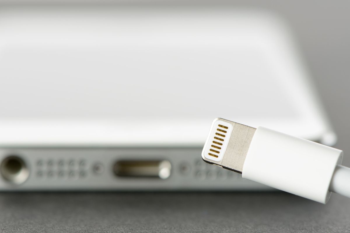 Lightning cable