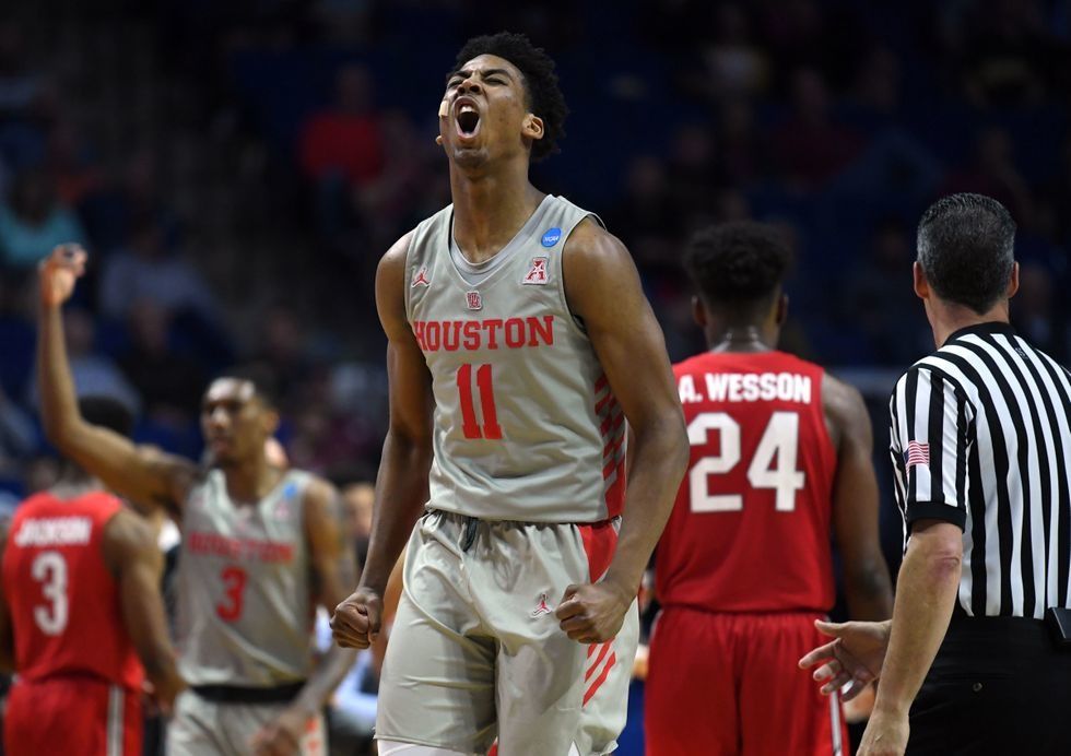 Cougars keep rolling in blowout win over South Florida