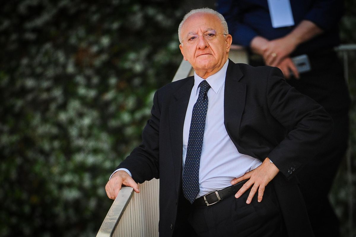 Il rebus alleanze è già un macello. Pronto un ministero per De Luca