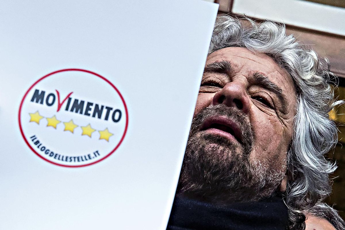 Il M5s si spacca in tre: ormai sembra la Dc