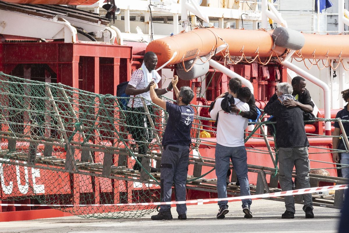 È la sinistra che specula sugli immigrati