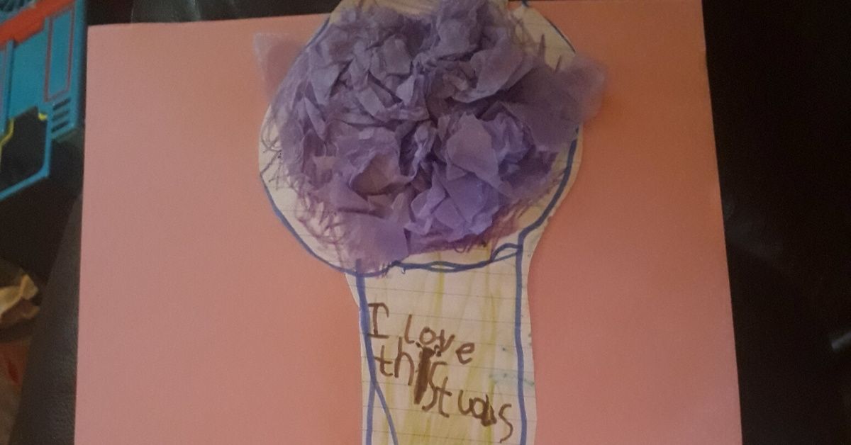 Mom Left In Stitches After Her 5-Year-Old Daughter Draws A Picture Of A Thistle For Her Teacher That Looks Like, Well, A Giant Penis