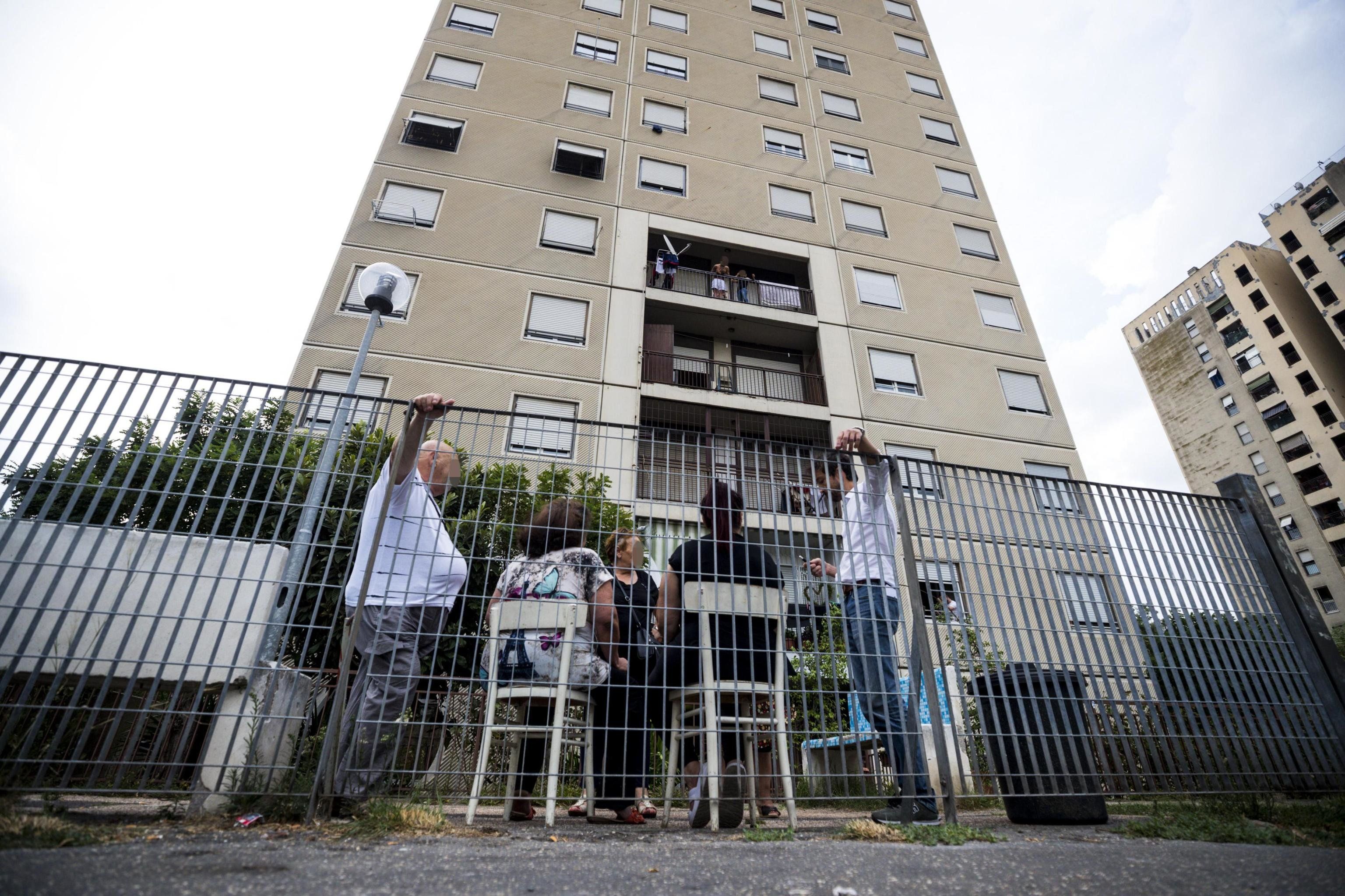 Case popolari ai rom e agli immigrati. La fase 2 giallorossa parte dal Lazio