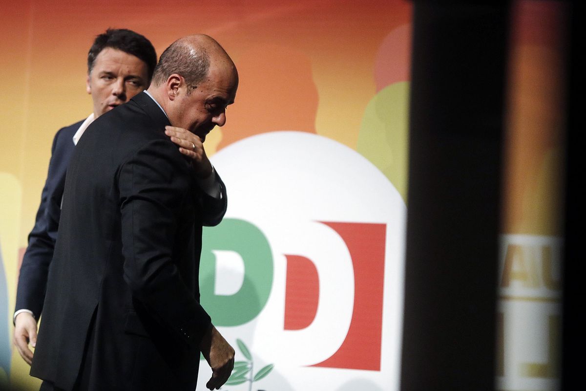 Il Pd si mette a caccia di responsabili per eliminare Renzi appena possibile