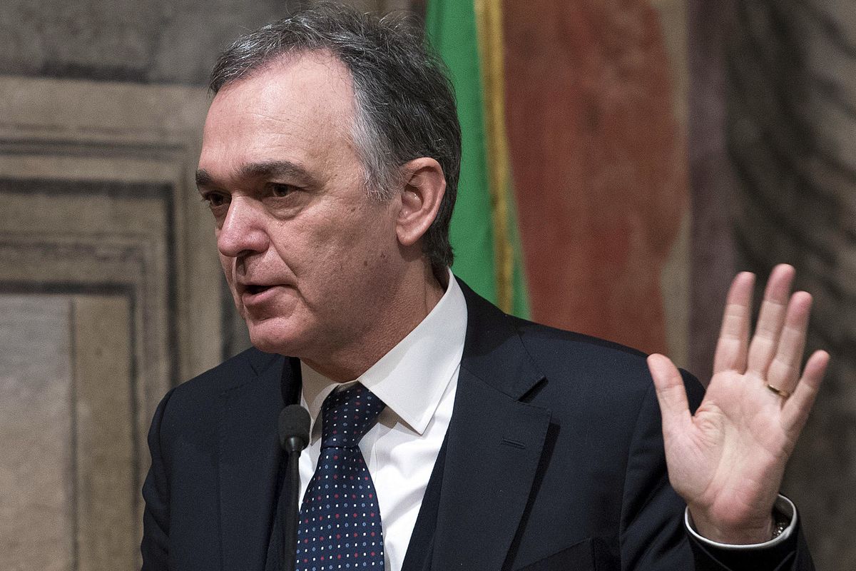 In Toscana rientrano almeno 2.500 cinesi. Nessuna quarantena per «antirazzismo»