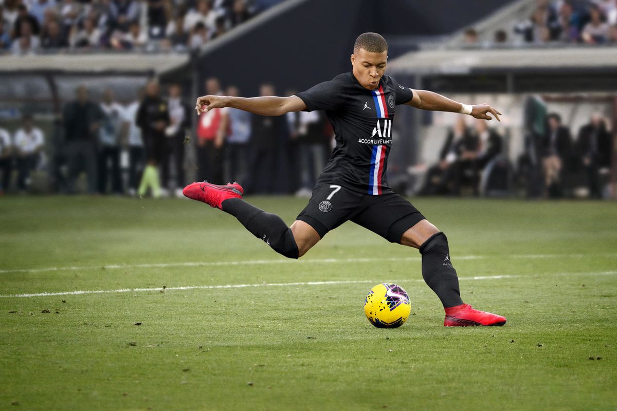 UEFA & Concacaf Champions League highlight midweek TV schedule; Houston Dynamo draw in Arizona friendly